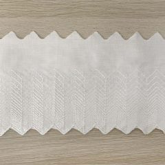Broderie anglaise shiny 135mm white - 18.4m
