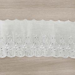 Broderie anglaise trim satin sheen white - 13.8m